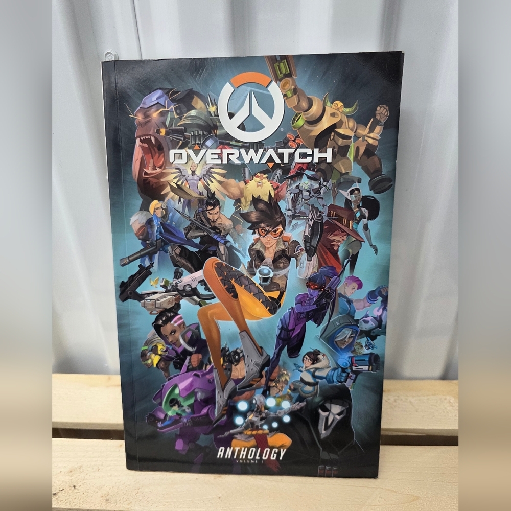 Overwatch Anthology Coffee Table Book - Black Cover